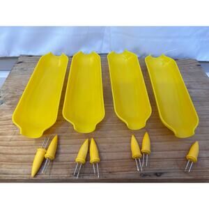 LOT OF 4 VINTAGE Plastic CORN ON THE COB Holders WITH 7 SKEWERS  COLLECTIBLE